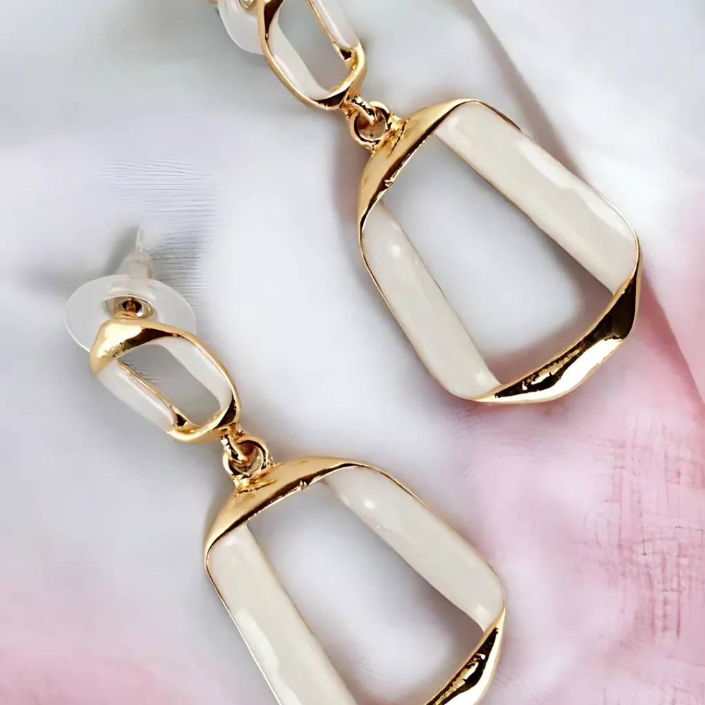 RECTANGLE ELEGANCE EARRING