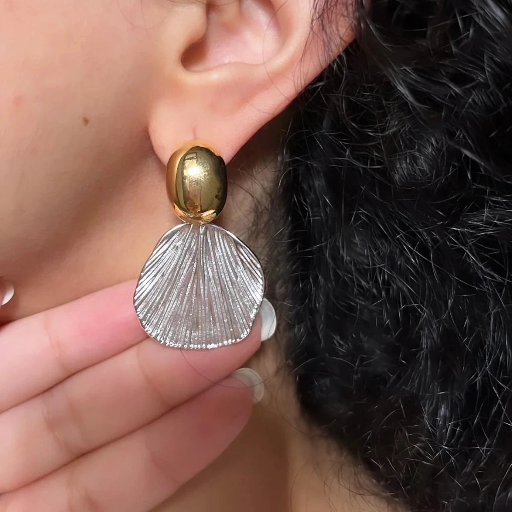 GOLDEN FAN EARRING