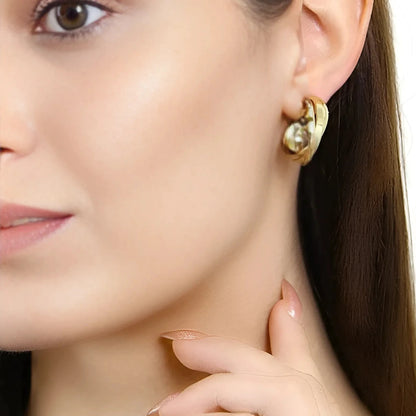 GOLDEN HOOP EARRING