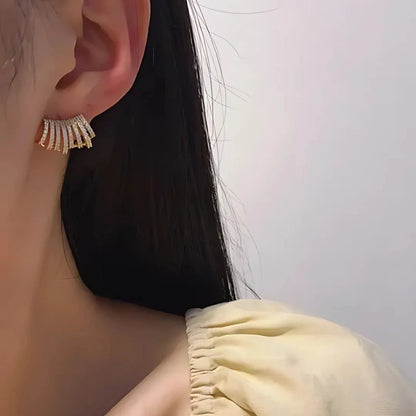 GOLDEN FAN ELEGANCE EARRING