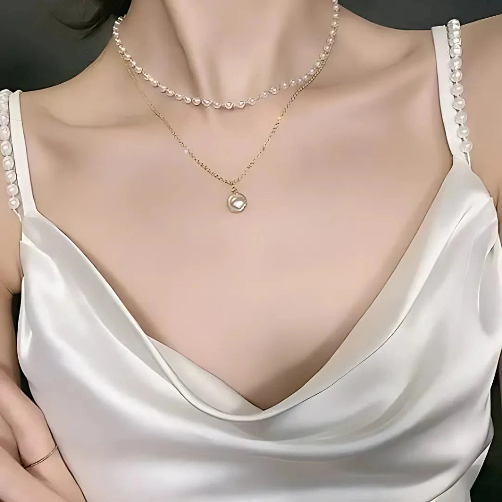 GOLDEN PEARL ELEGANCE NECKLACE