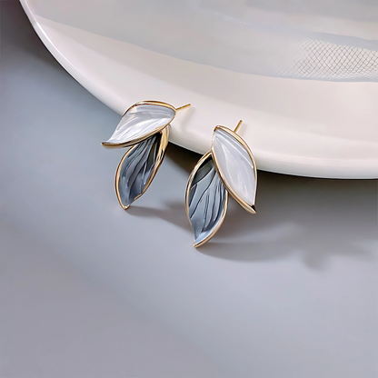 ELEGANT LEAF VEIN EARRING