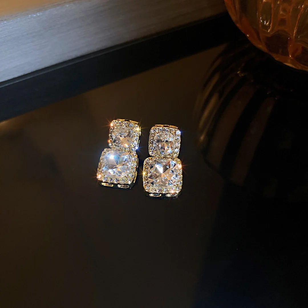 SPARKLING ELEGANCE EARRING