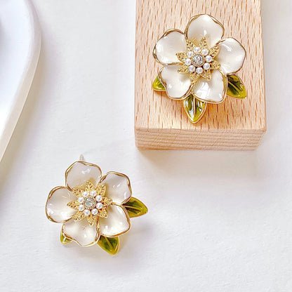 FLORAL ELEGANCE EARRING